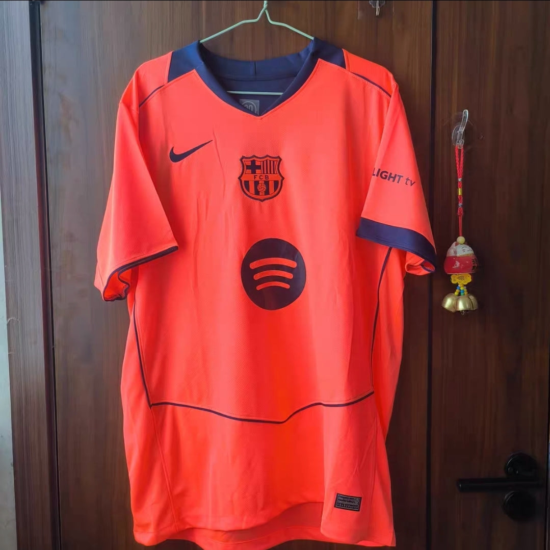 Terceira camisola FC Barcelona 2025/26 - Lamine Yamal 10