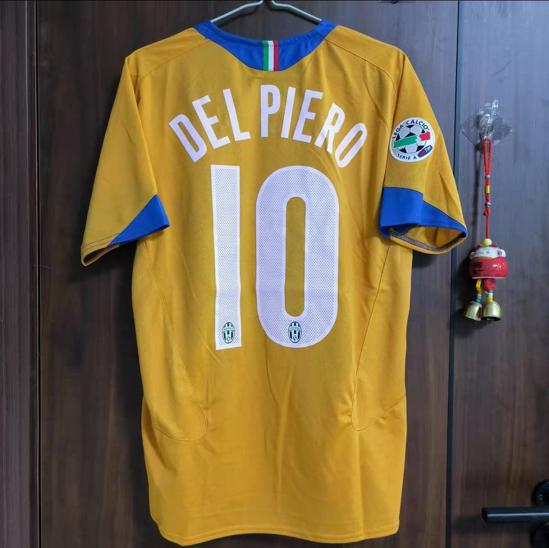 Del Piero #10 - Juventus 2005/06 (third kit)